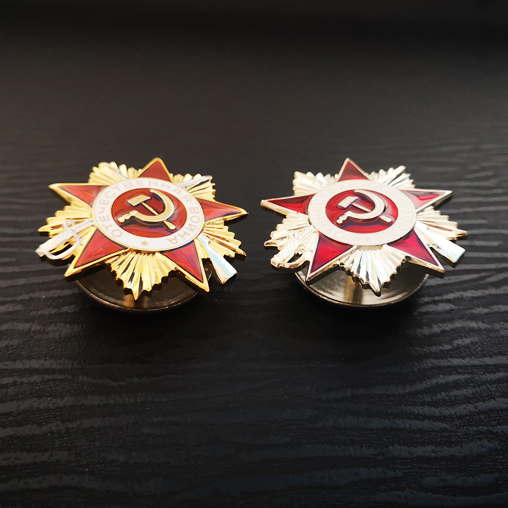 Two Color Russia USSR Badge La – Vintage Collectible Classics Bewertung und Preis